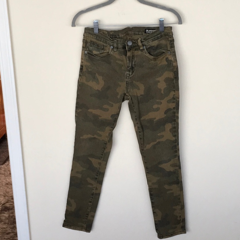 Blank NYC Camo Ankle Jeans - Picture 3 of 6